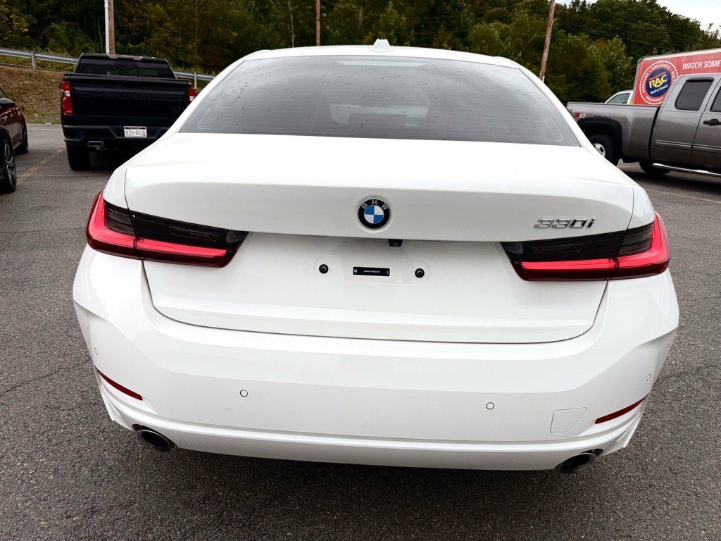 2024 Bmw 330i photo 4