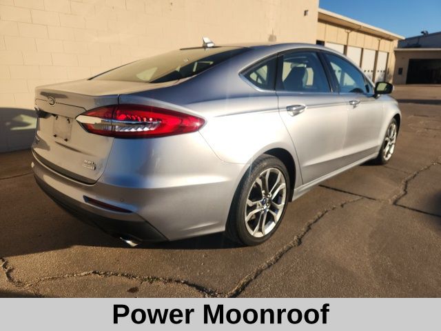 2020 Ford Fusion SEL photo 4