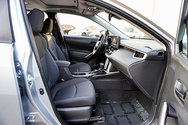 Used 2024 Silver Toyota LE image 10