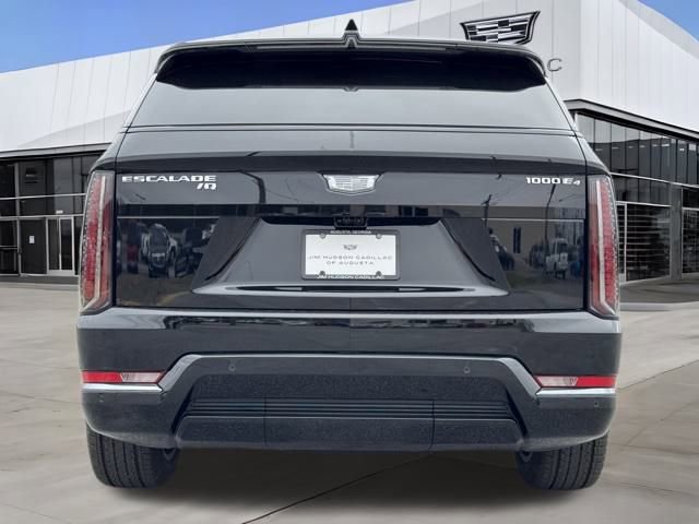 2025 Cadillac Escalade IQ Sport photo 3
