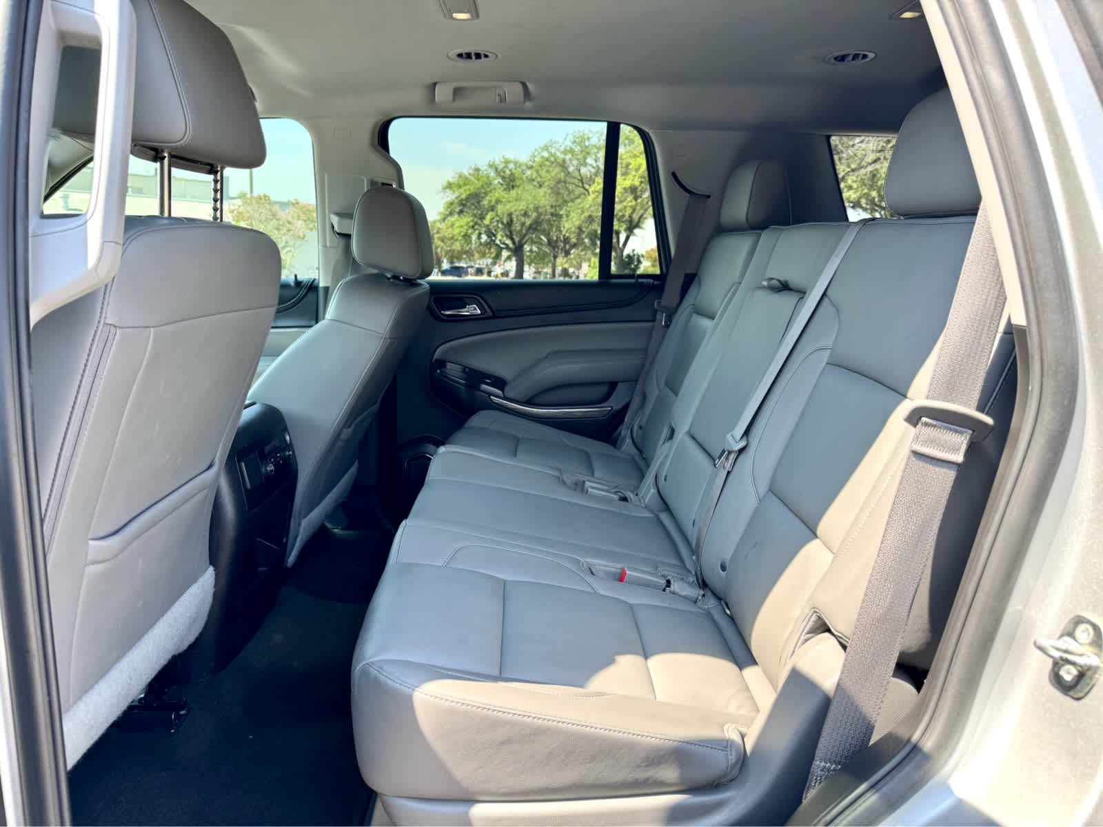 2016 Chevrolet Tahoe LT photo 10