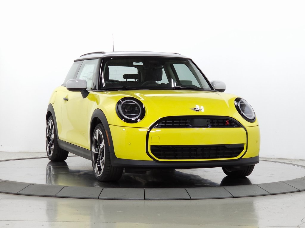 2025 MINI Hardtop 2 Door S's photo