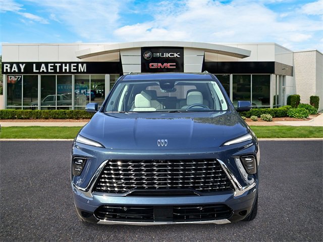 2026 Buick Enclave Avenir photo 7