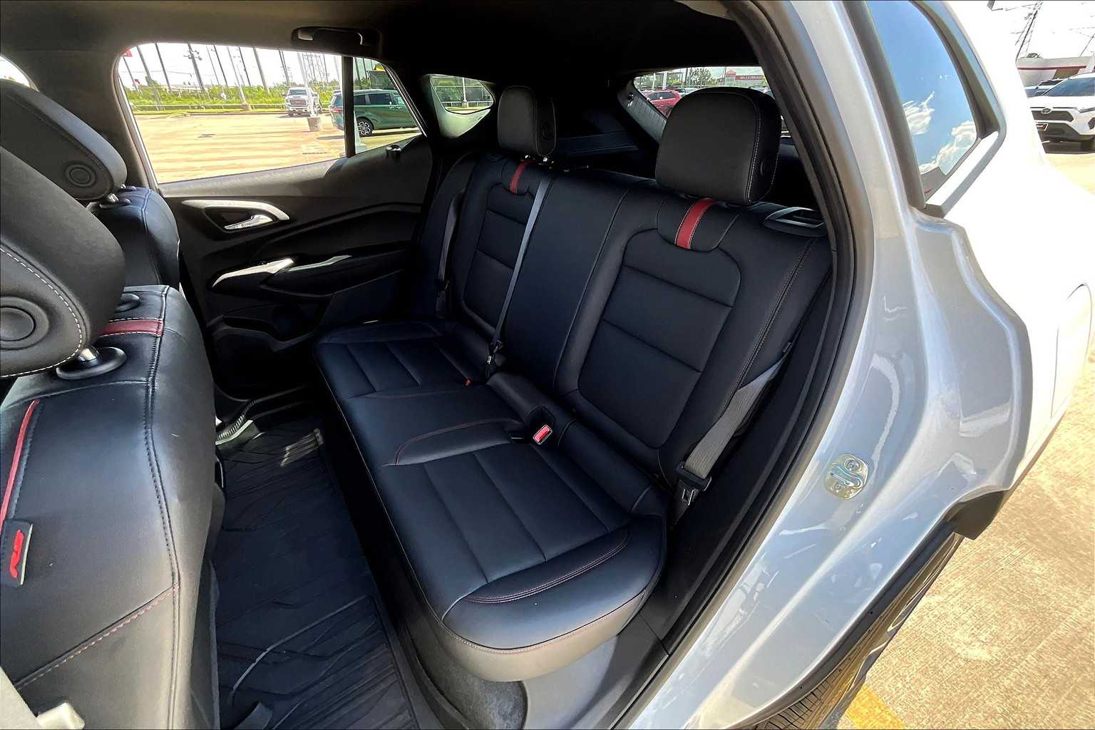 2025 Chevrolet Trax photo 19
