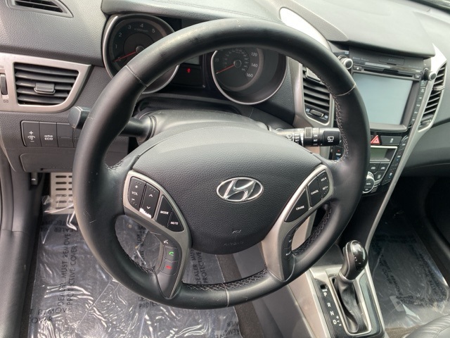 2016 Hyundai Elantra GT Base photo 12