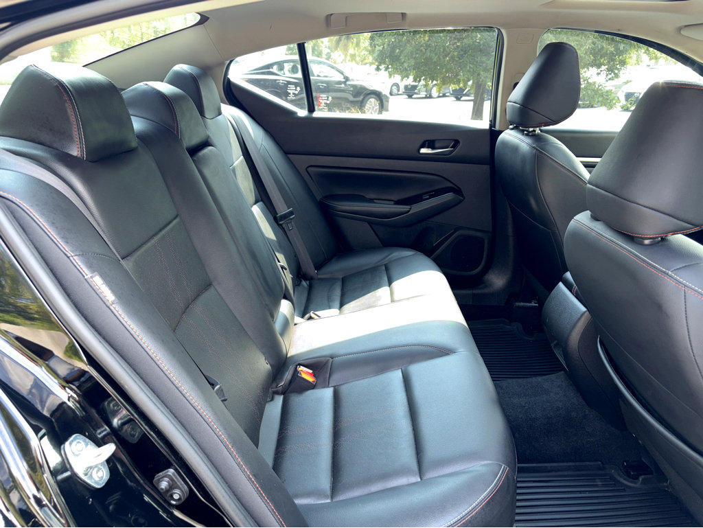 2024 Nissan Altima 2.5 SR photo 16