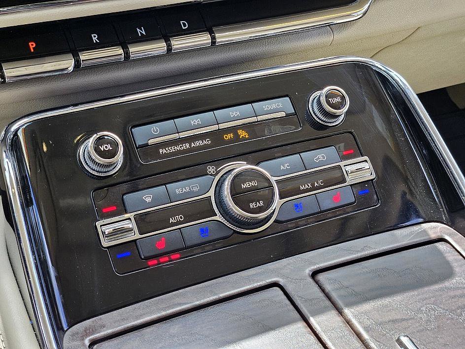 2020 Lincoln Navigator Reserve photo 20