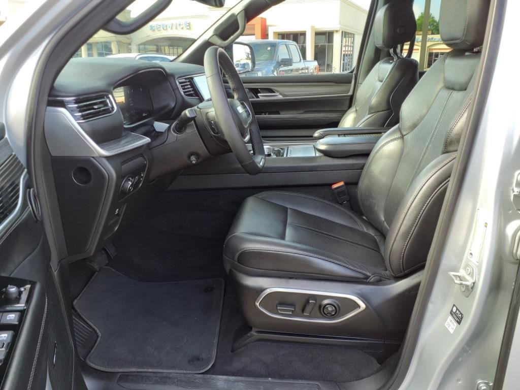 2023 Jeep Wagoneer Series III Limited photo 10