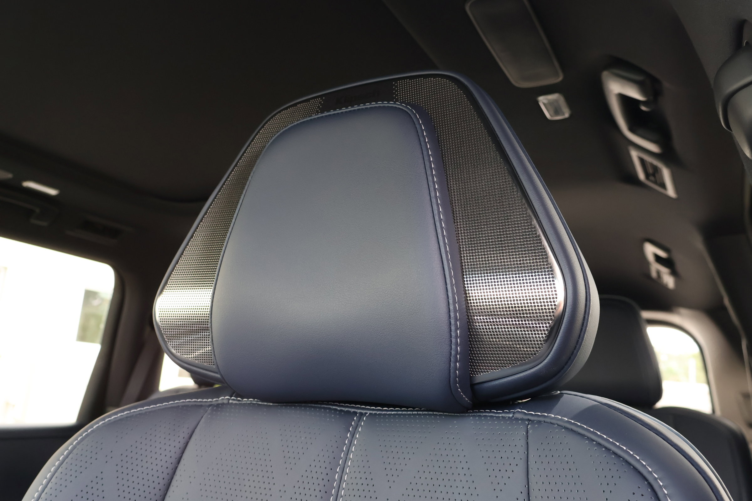 2026 Infiniti QX80 Sensory photo 13