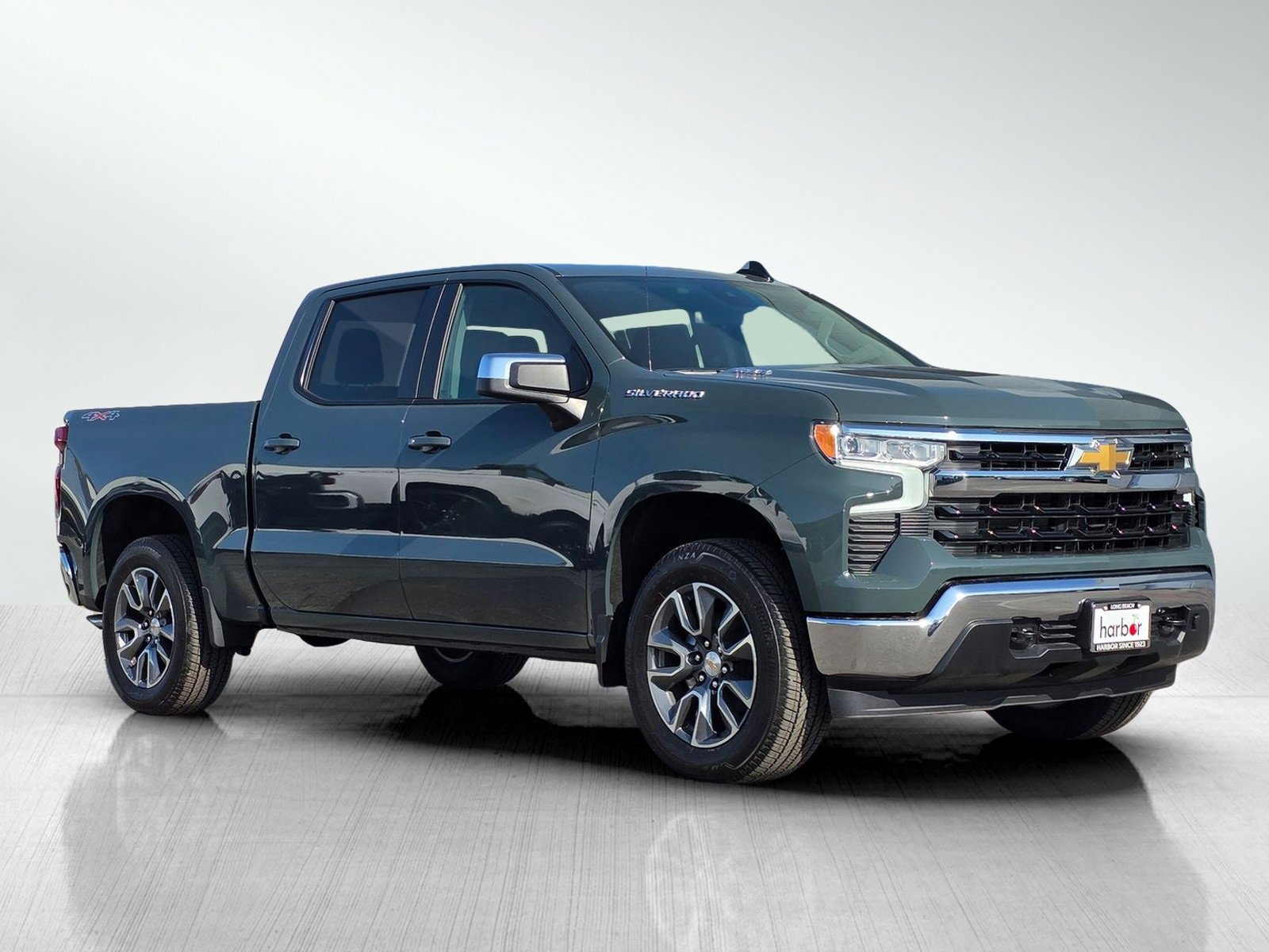 2025 Chevrolet Silverado LT photo 2