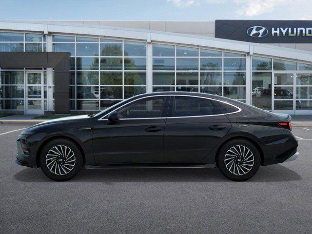 2025 Hyundai Sonata Hybrid Limited photo 3