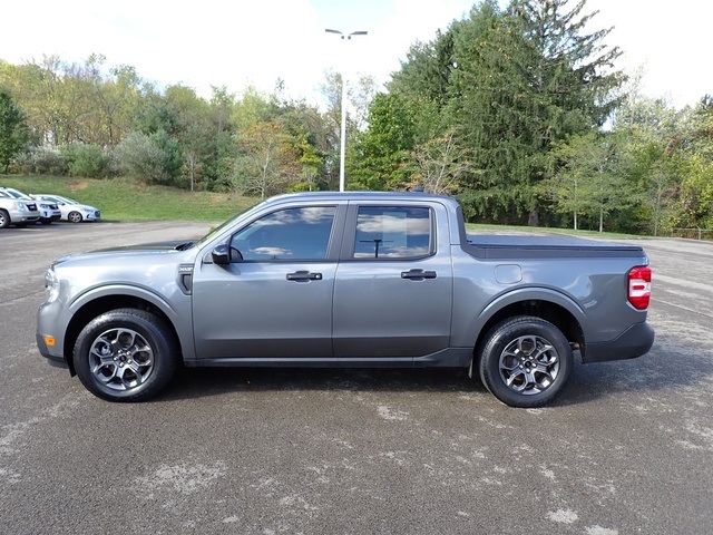 2024 Ford Maverick XLT photo 2