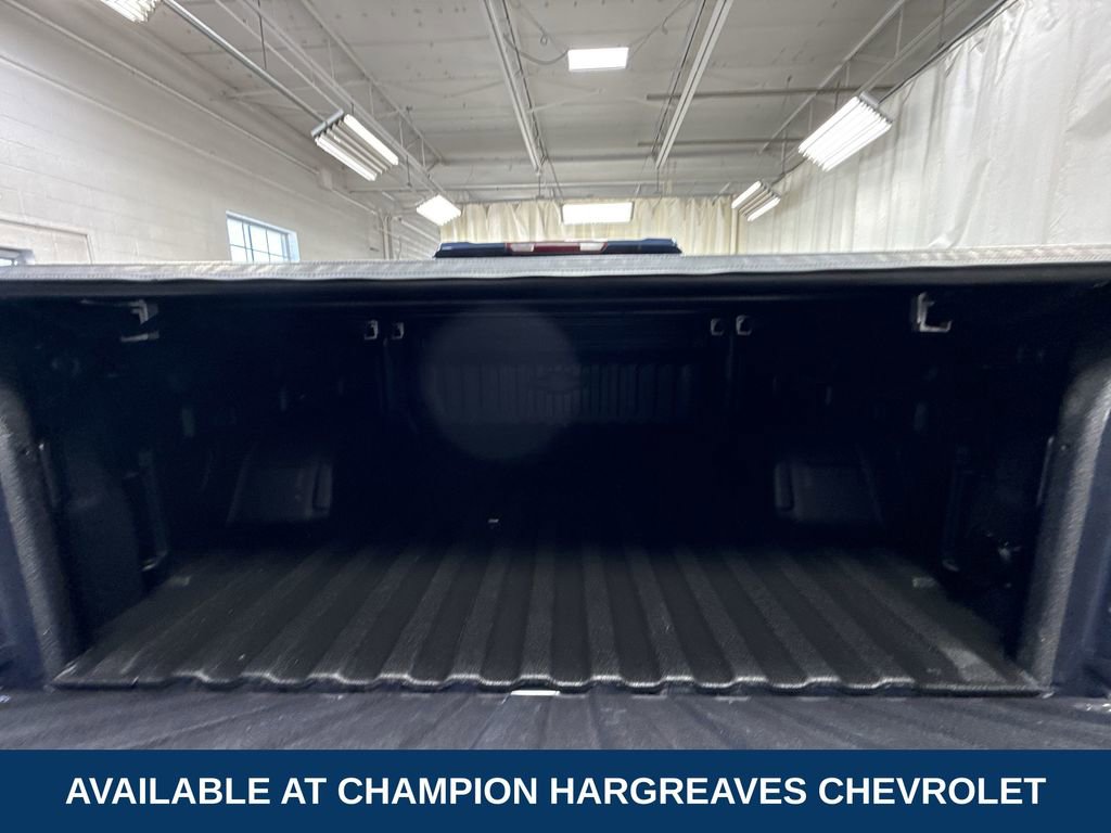 2022 Chevrolet Silverado 1500 RST photo 24