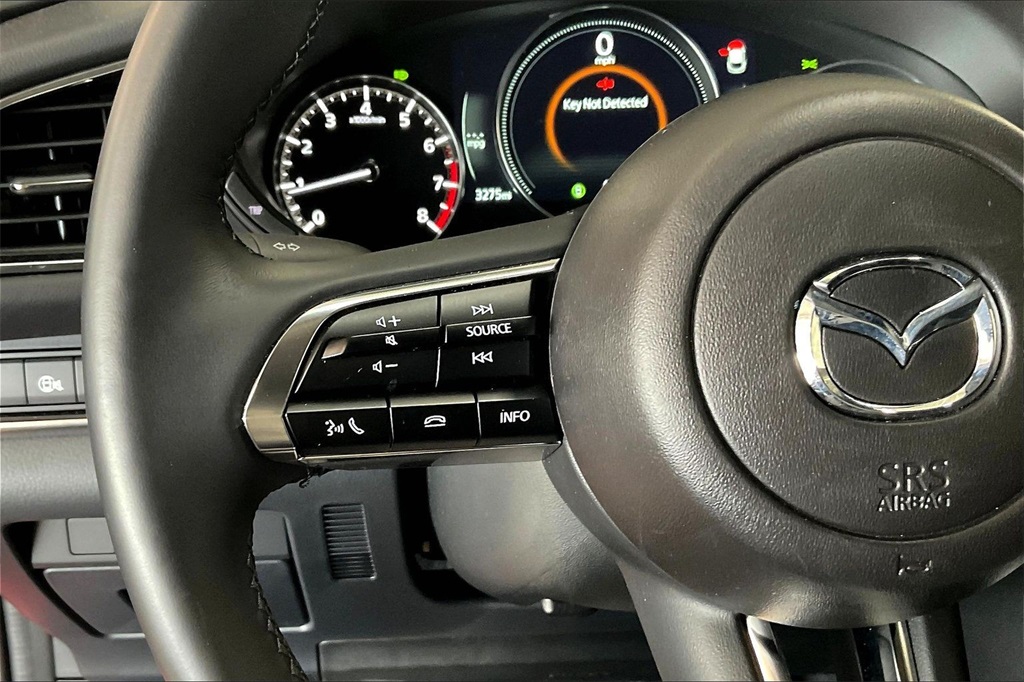 2025 MAZDA CX-30 - Image 17