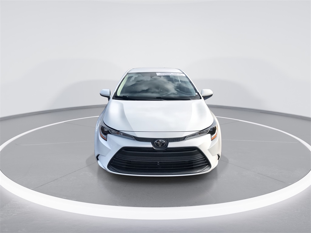 2024 Toyota Corolla LE photo 3