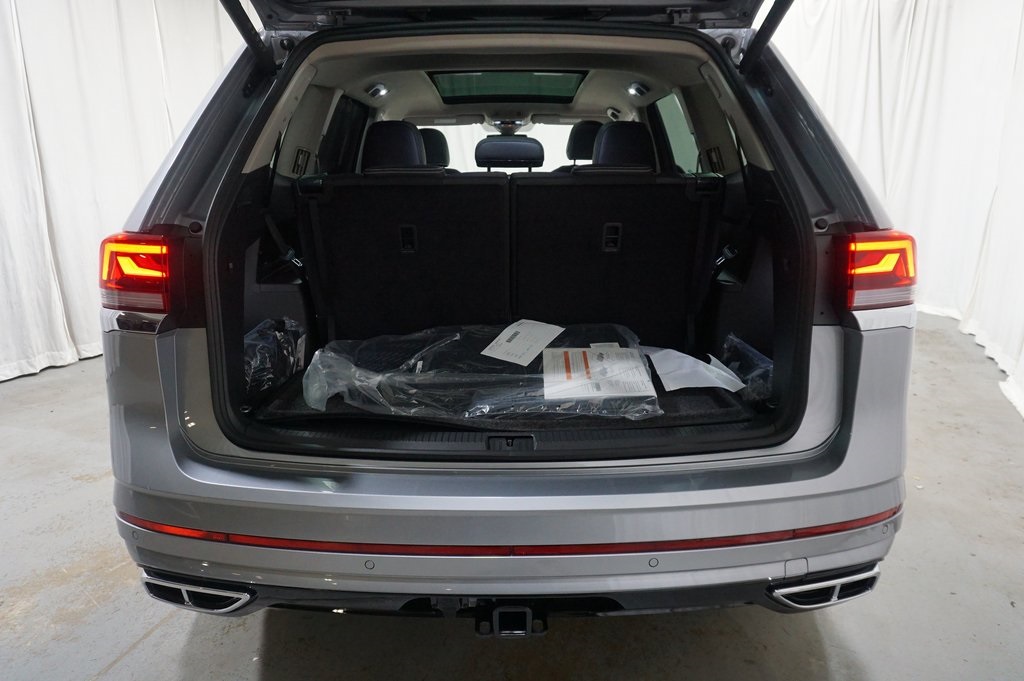 2025 Volkswagen Atlas SEL Premium R-Line photo 31