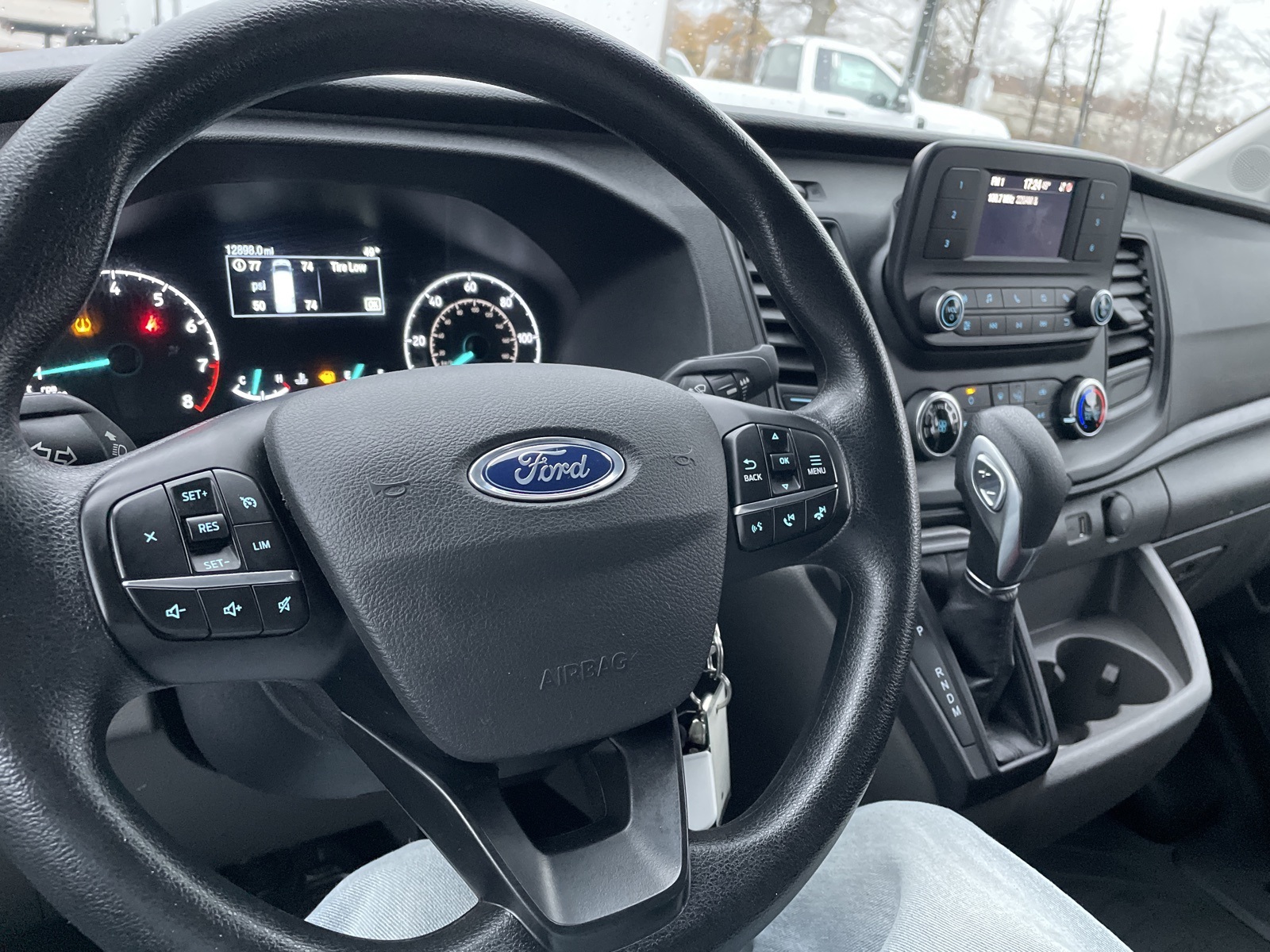 2023 Ford Transit photo 4