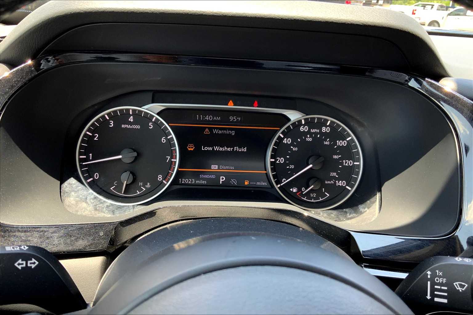 2025 Nissan Pathfinder SV photo 22