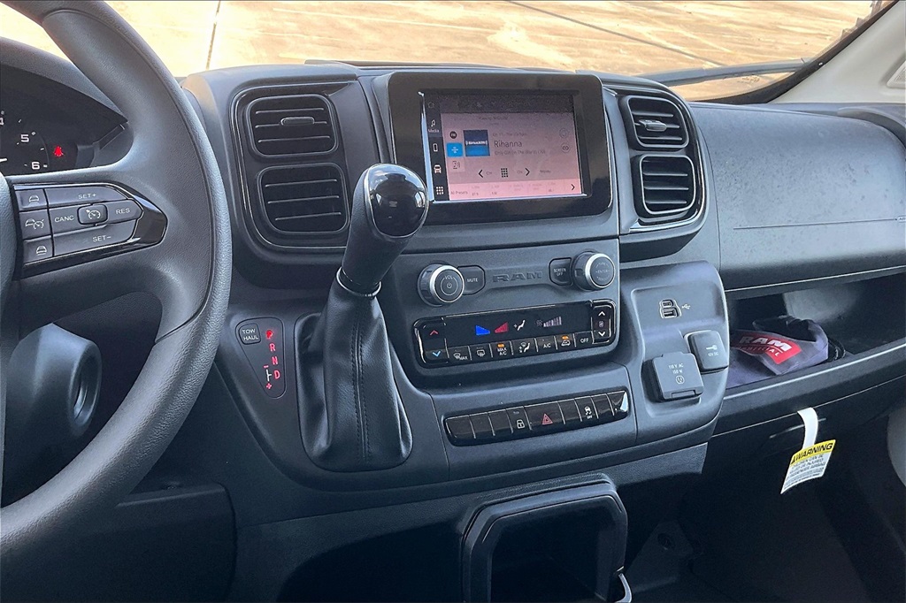 2024 Ram ProMaster 2500 Base photo 4