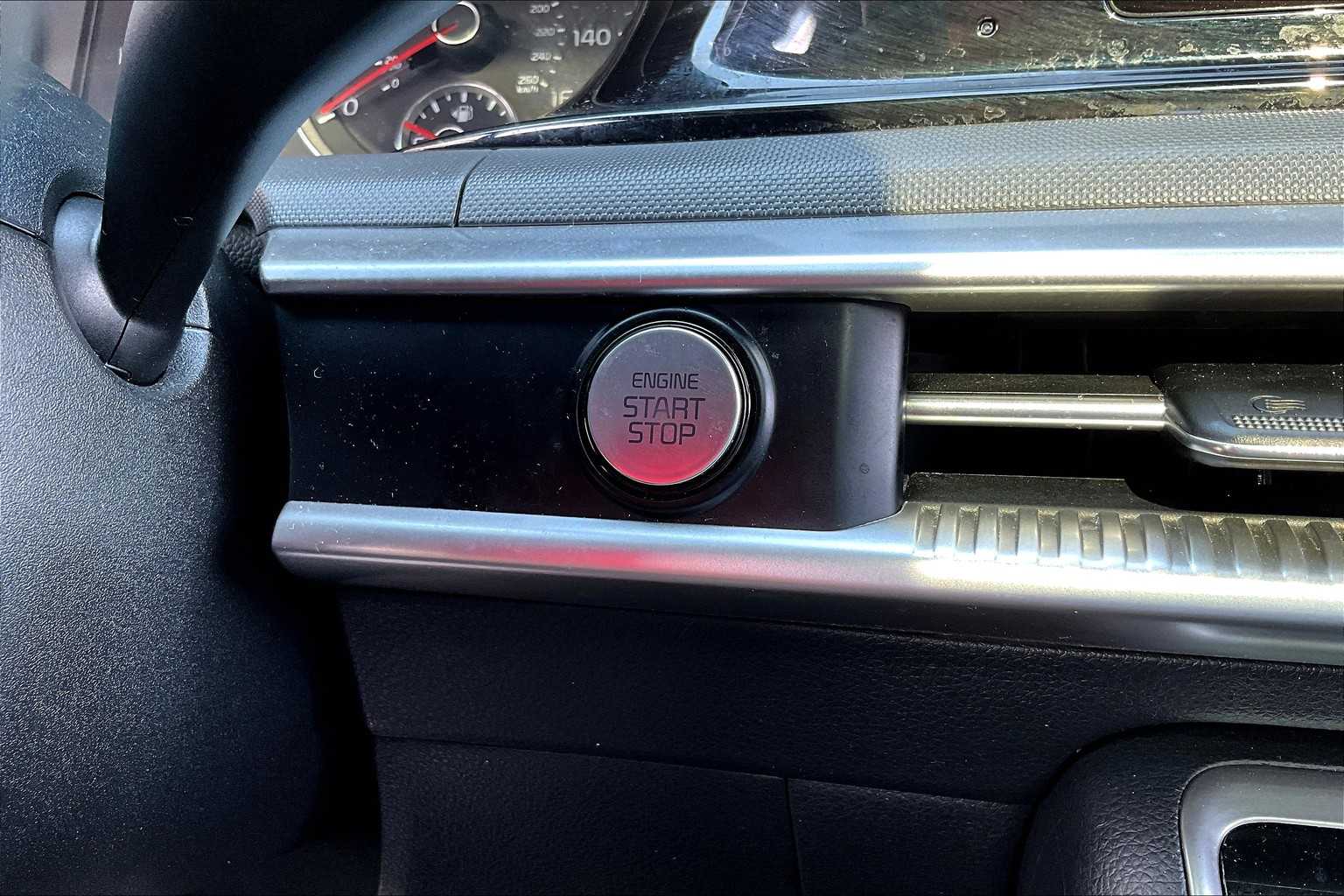 2022 Kia K5 GT-Line photo 29