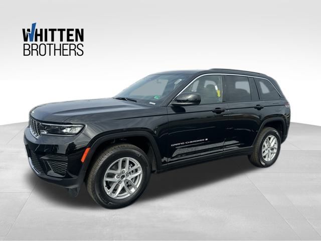 2025 Jeep Grand Cherokee Laredo's photo