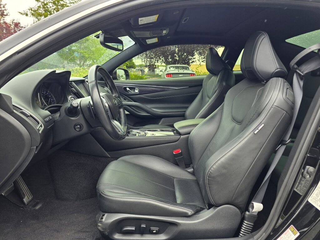 2019 Infiniti Q60 Red Sport 400 photo 15