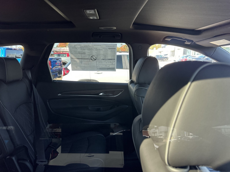 New 2024 Buick Enclave Avenir Sunroof Power Liftgate 444 B/W SUV
