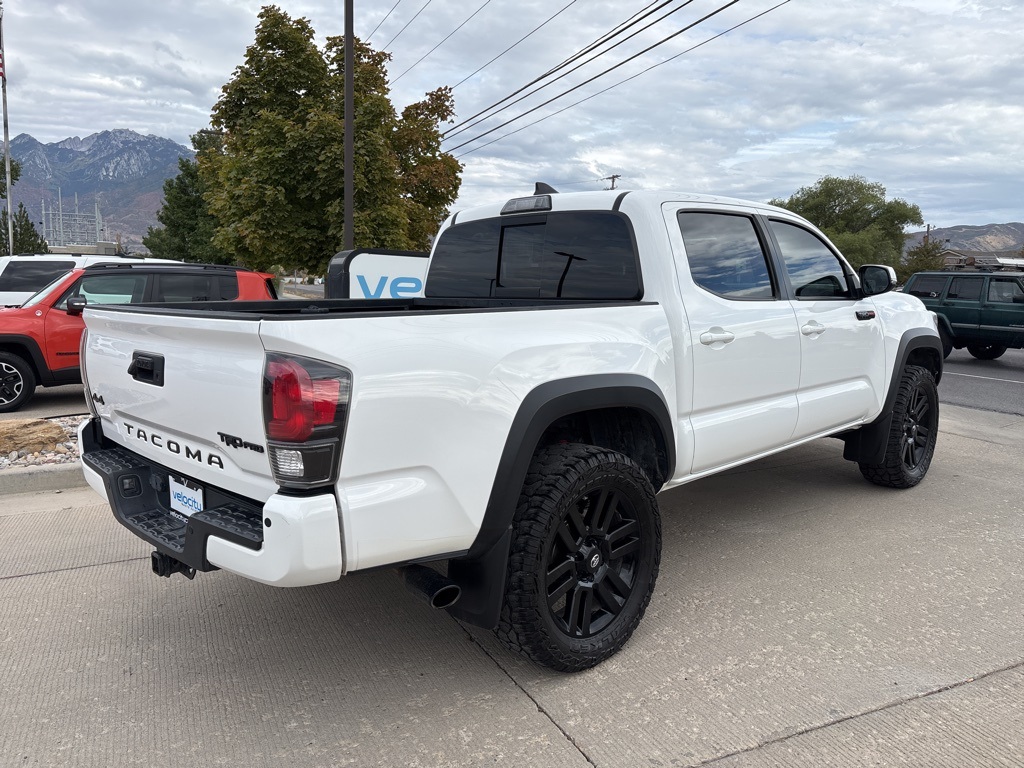 2019 Toyota Tacoma TRD Pro photo 4