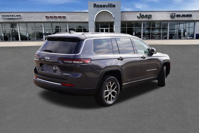2025 Jeep Grand Cherokee Limited photo 3