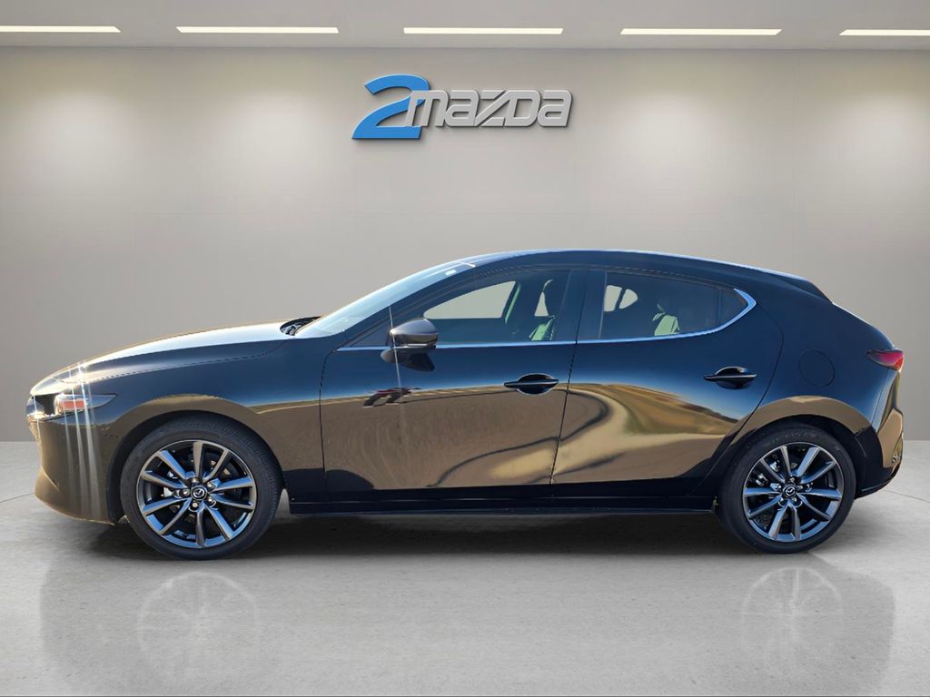 2025 Mazda Mazda3 Hatchback 2.5 s Preferred photo 2