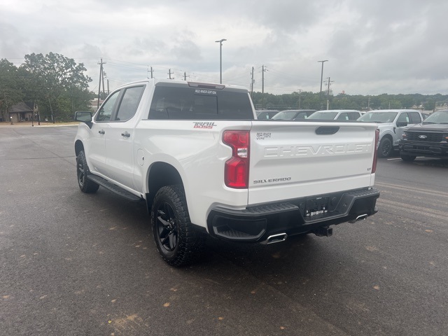 Used 2024 Chevrolet Silverado 1500 LT Trail Boss with VIN 3GCUDFED0RG457260 for sale in Little Rock