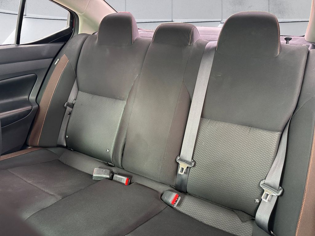 2022 Nissan Versa 1.6 SR photo 15
