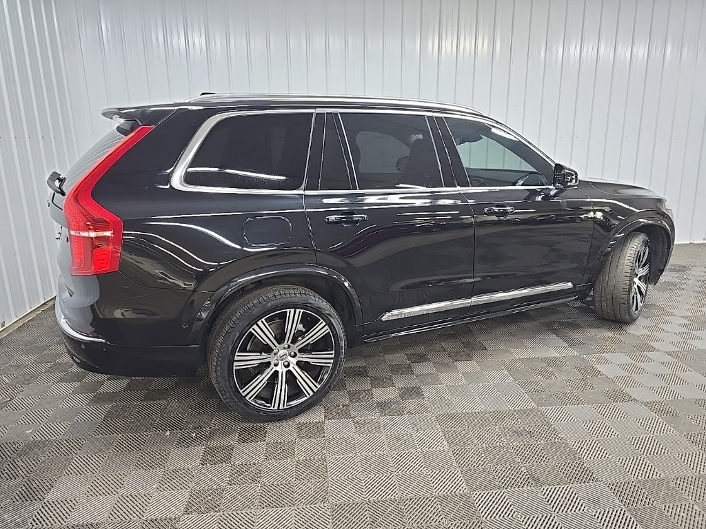 2024 Volvo XC90 B5 Plus photo 3
