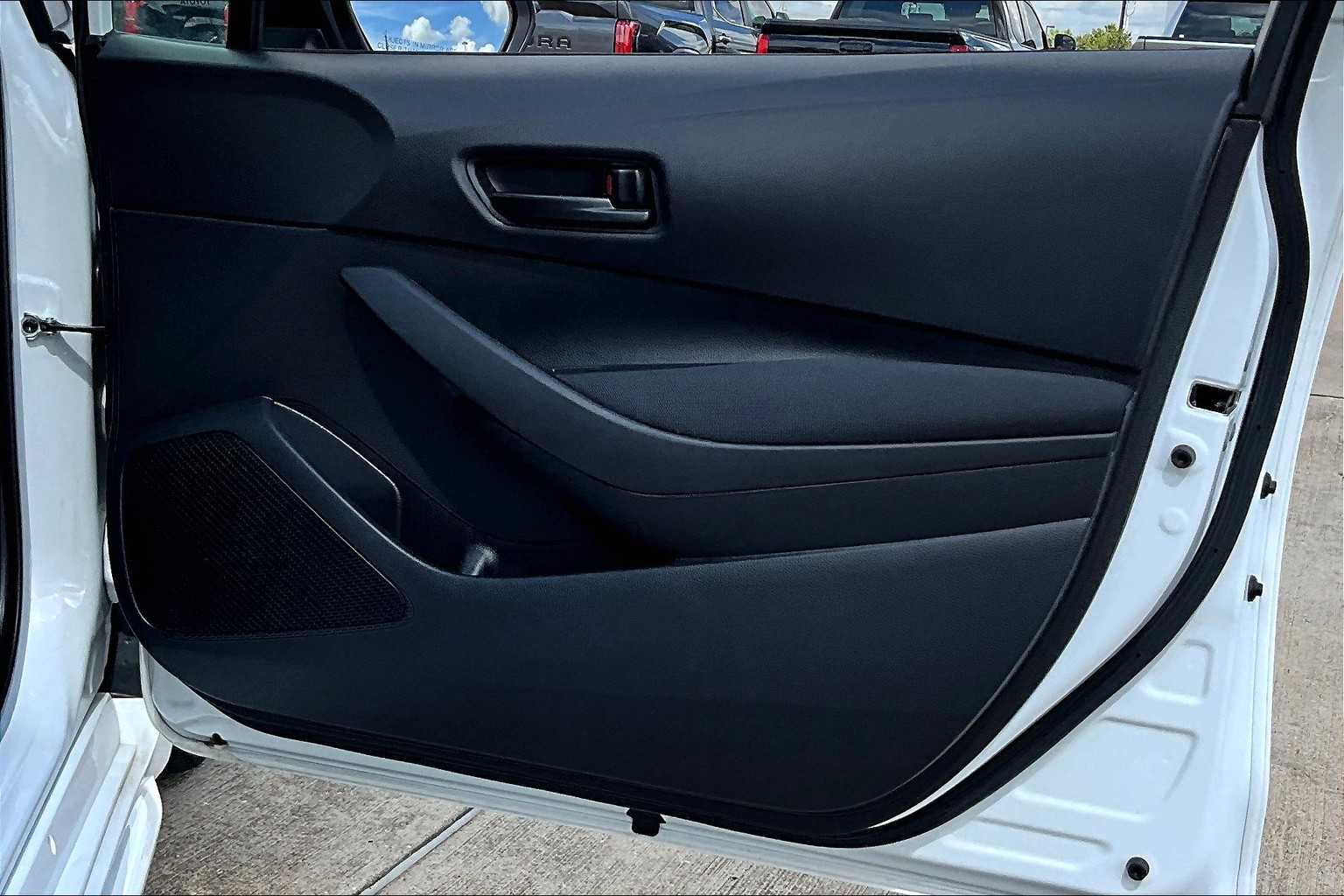 2024 Toyota Corolla LE photo 22