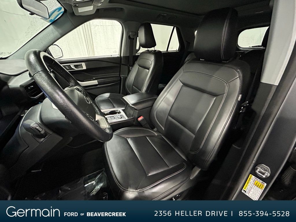 2022 Ford Explorer XLT photo 11