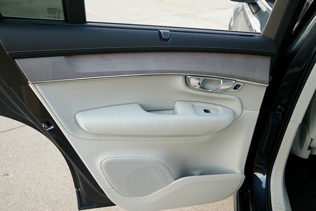 2026 VOLVO XC90 - Image 16