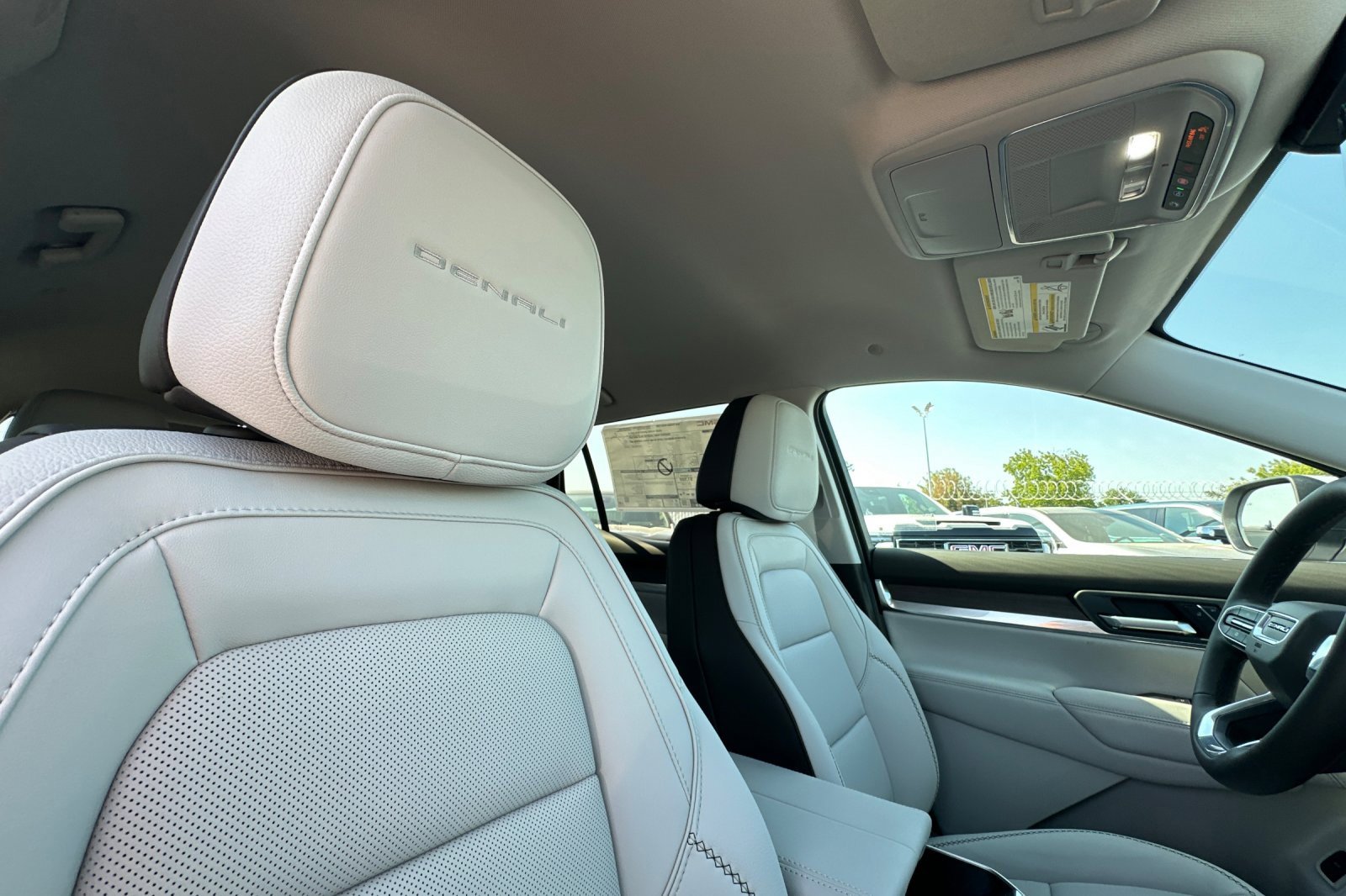 2026 Gmc Terrain Denali photo 15