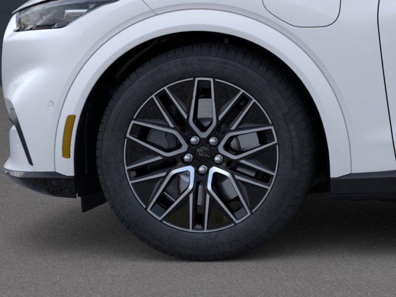 2025 FORD MUSTANG MACH-E - Image 19