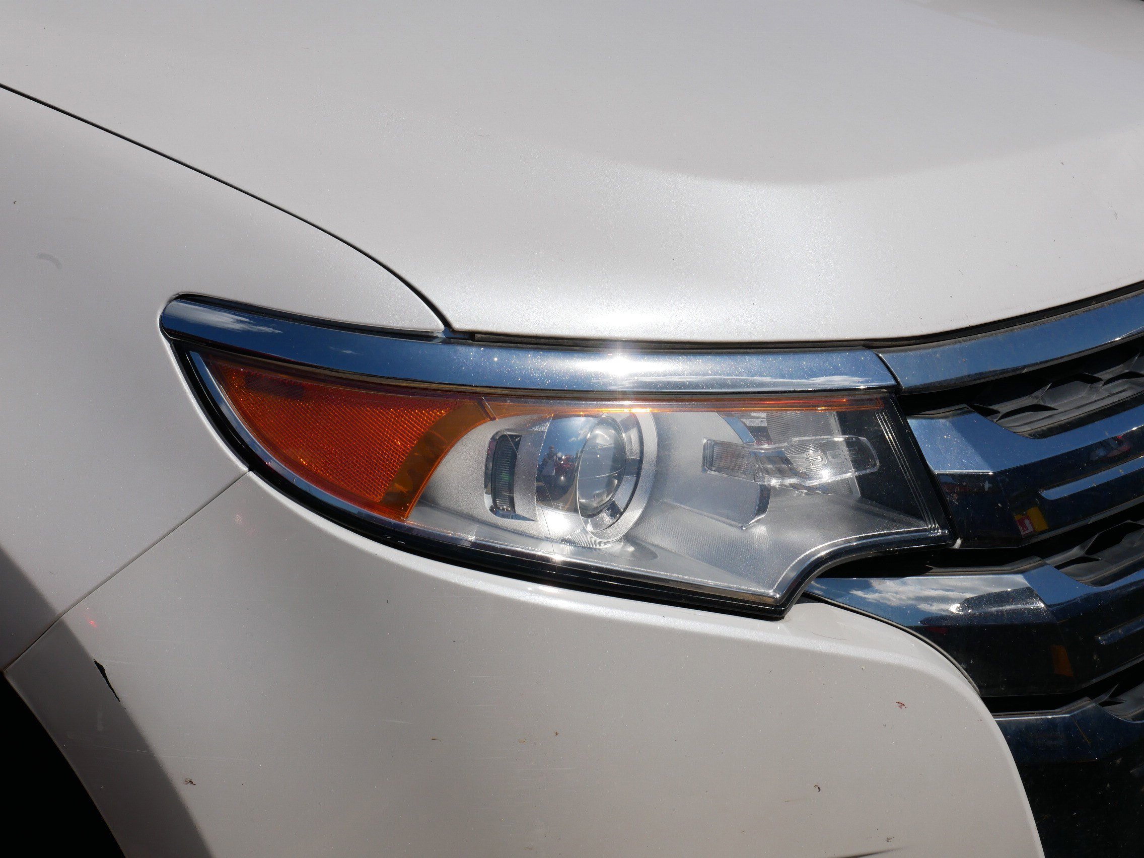 2013 Ford Edge Limited photo 2