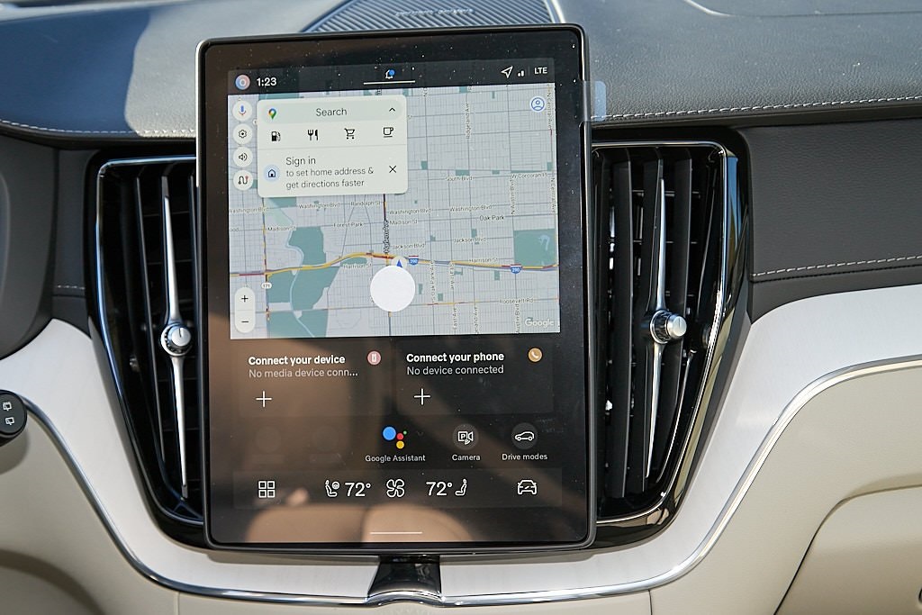 2026 VOLVO XC60 - Image 23