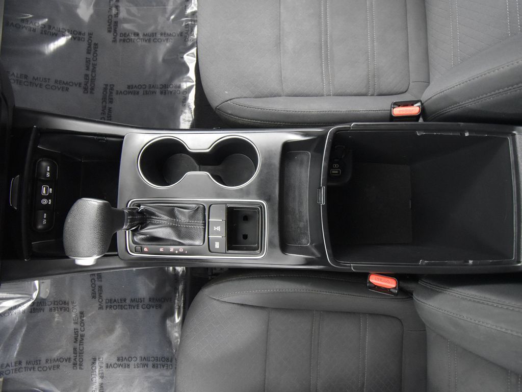 2020 Kia Sorento LX photo 28