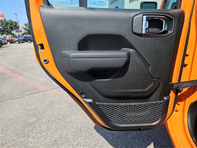 2025 Jeep Wrangler Sport photo 22
