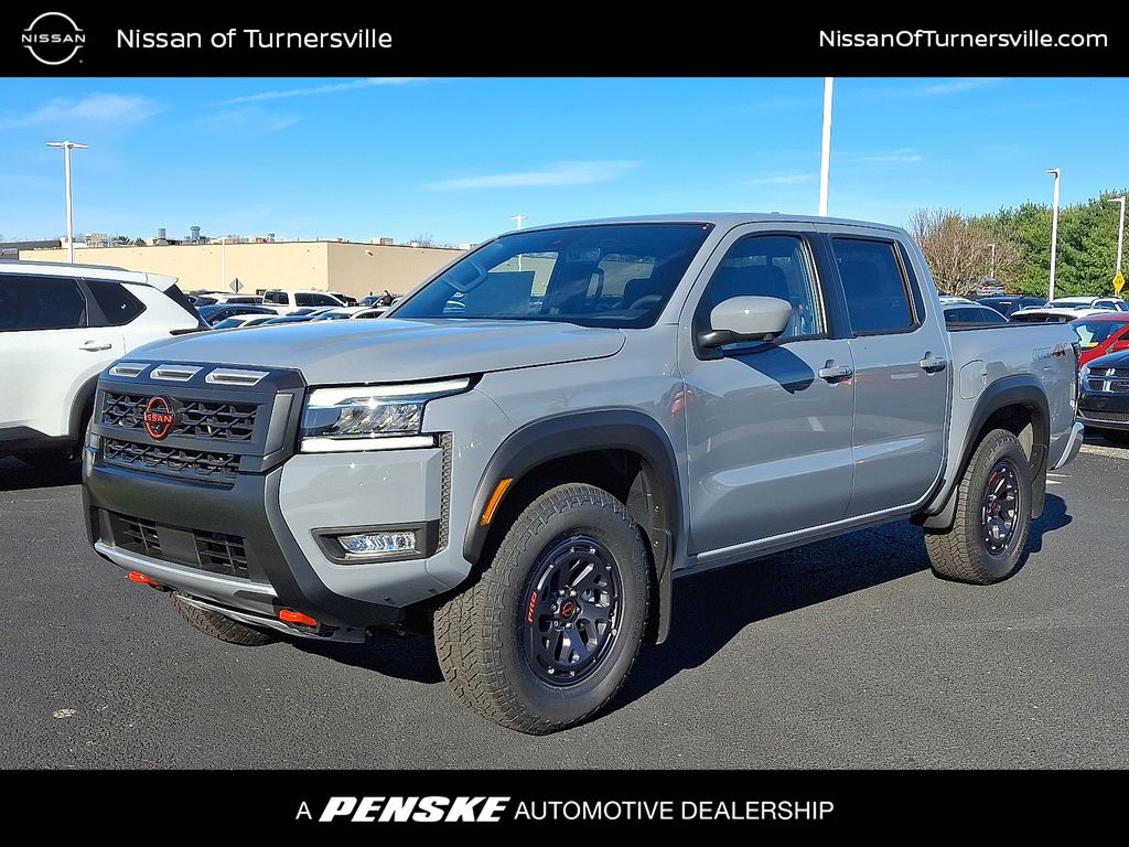2025 Nissan Frontier PRO-4X's photo