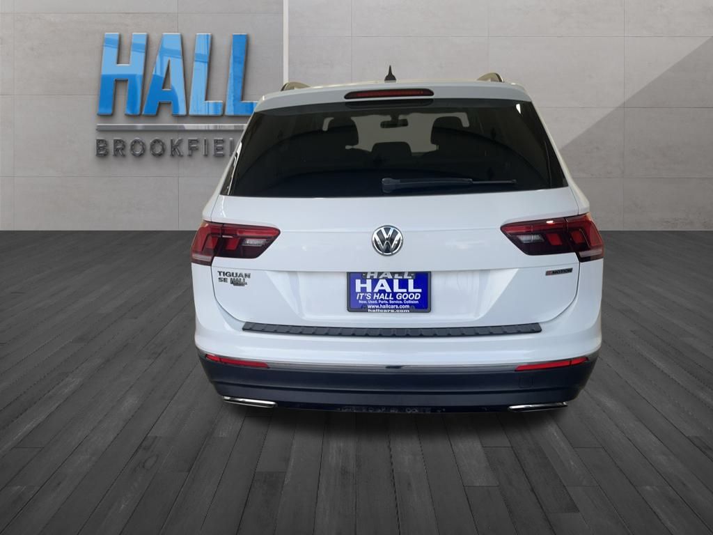 2020 Volkswagen Tiguan SE photo 4
