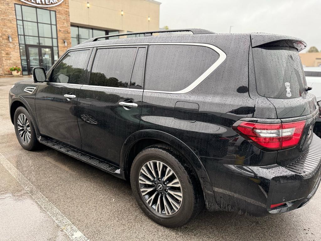 2023 Nissan Armada SL photo 2