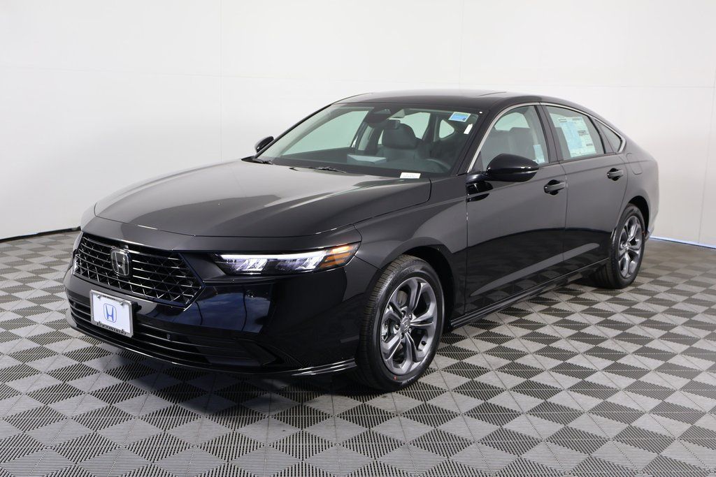 2025 Honda Accord Hybrid EX-L's photo