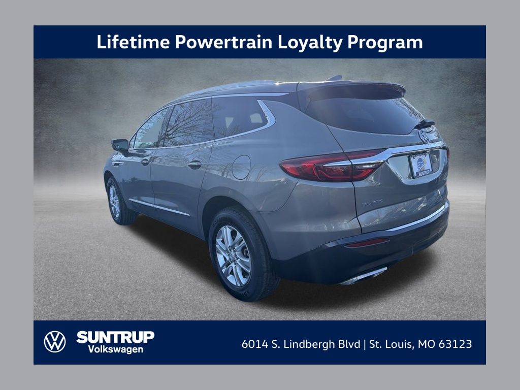 2018 Buick Enclave Essence's photo