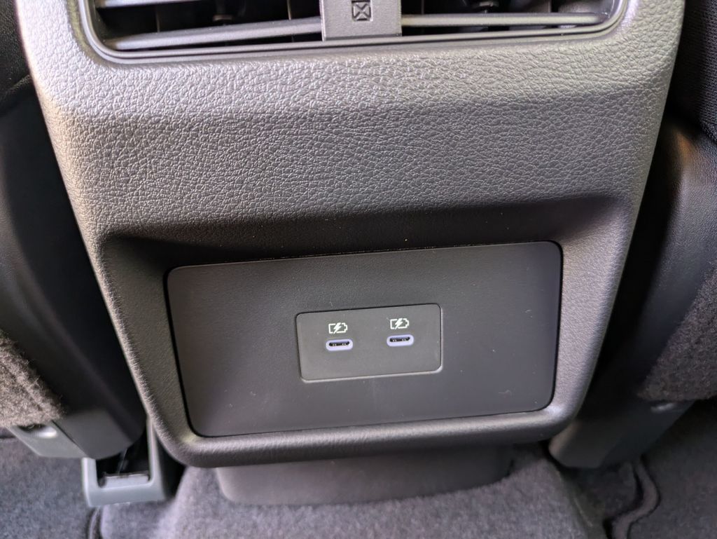2026 Nissan Rogue SV photo 22