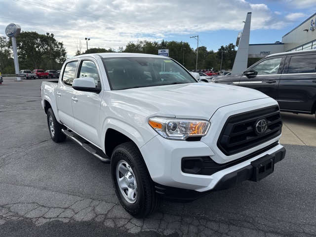 2021 Toyota Tacoma V6 photo 2
