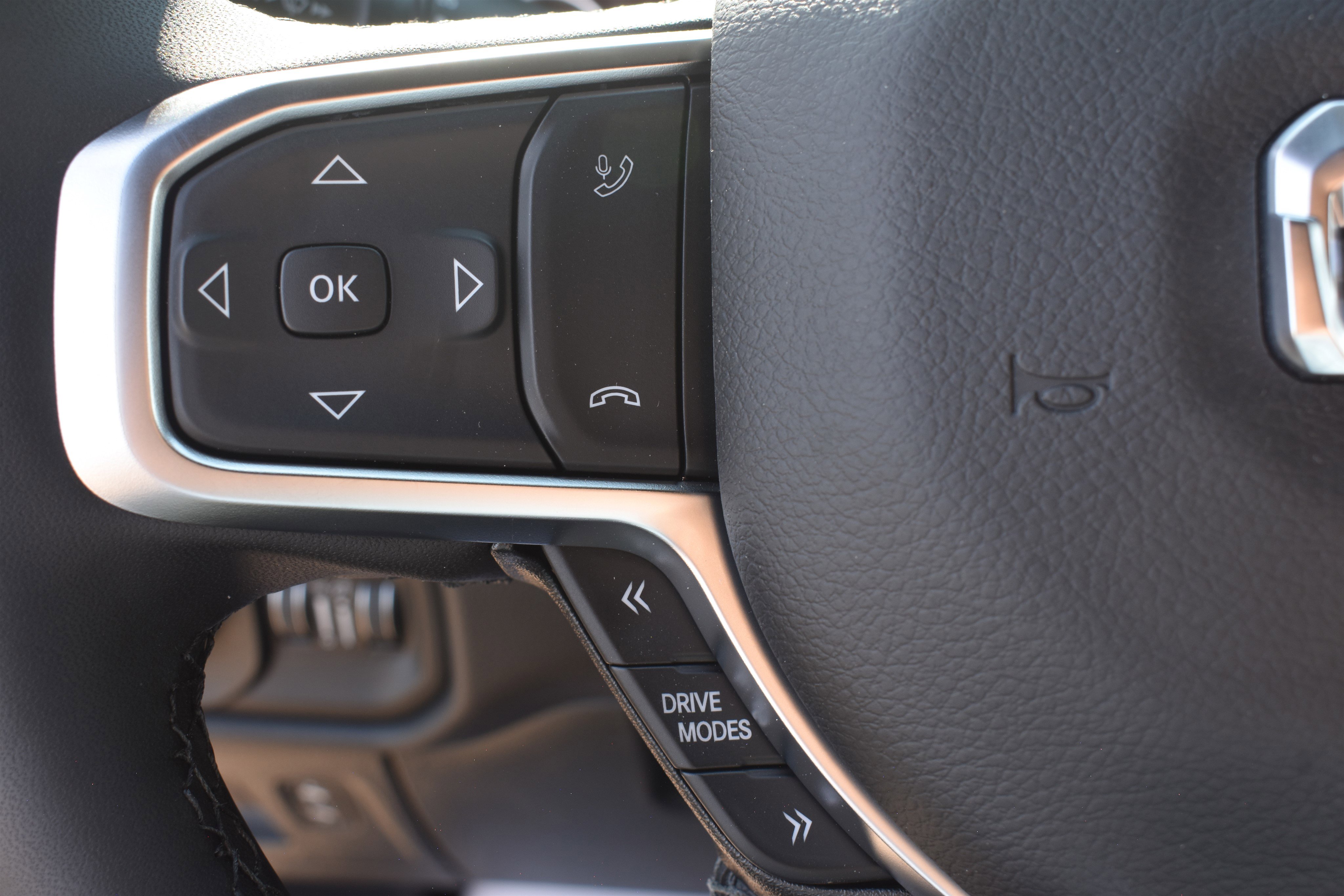 2025 Ram 1500 Big Horn photo 8